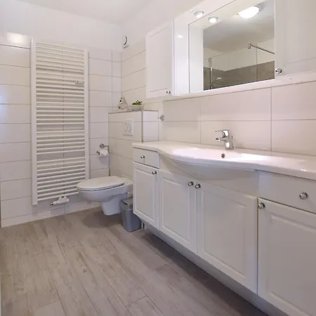 Muehlenpark 1 Muehlenpark Haus 4 Wo 14 شقة بريرو